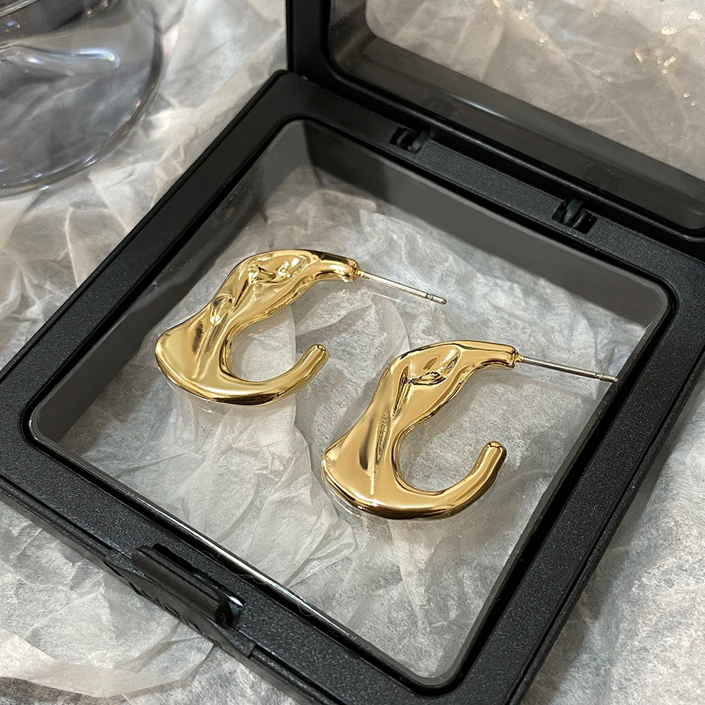 Urban Earring Trends