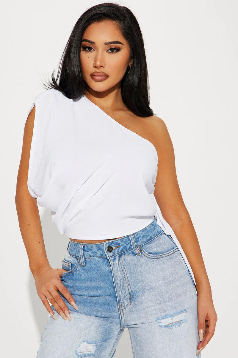 TOP WEAR