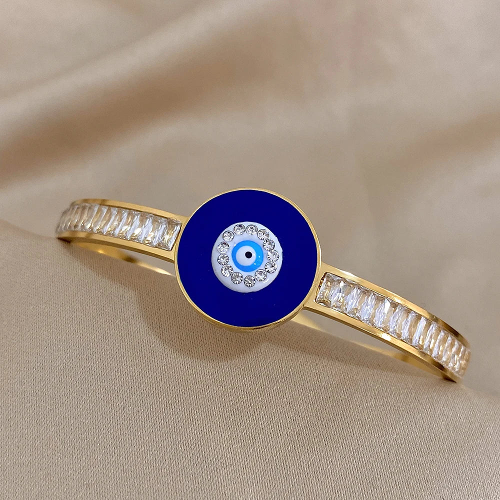 Luxe Bracelet World