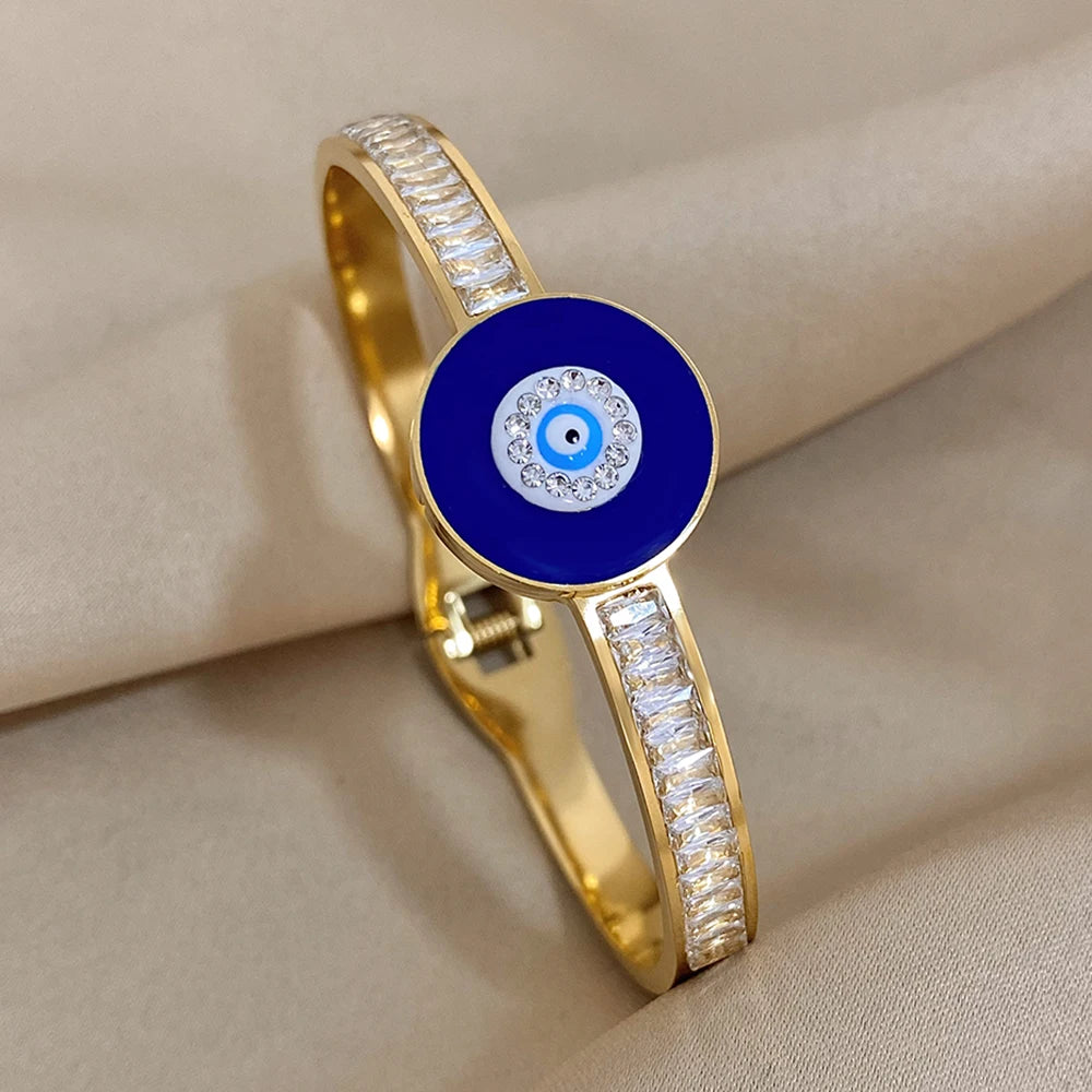 Luxe Bracelet World