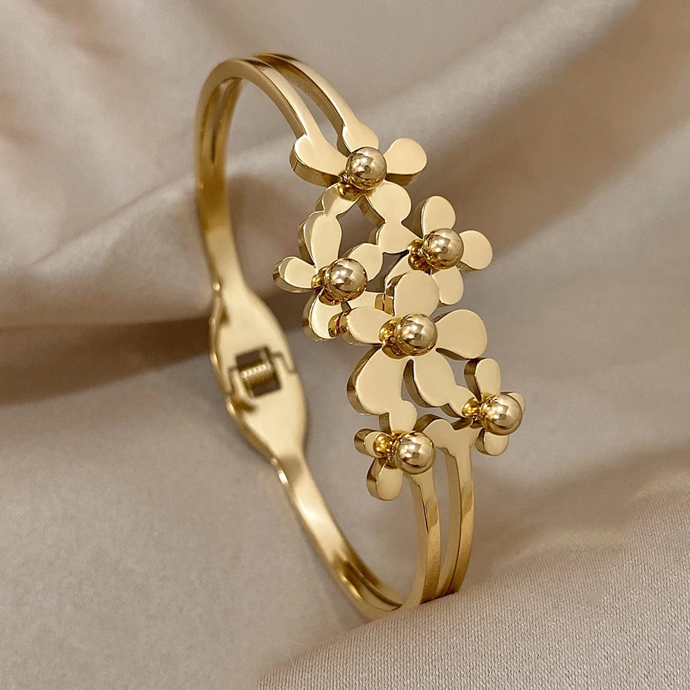 Glow Wrist Boutique