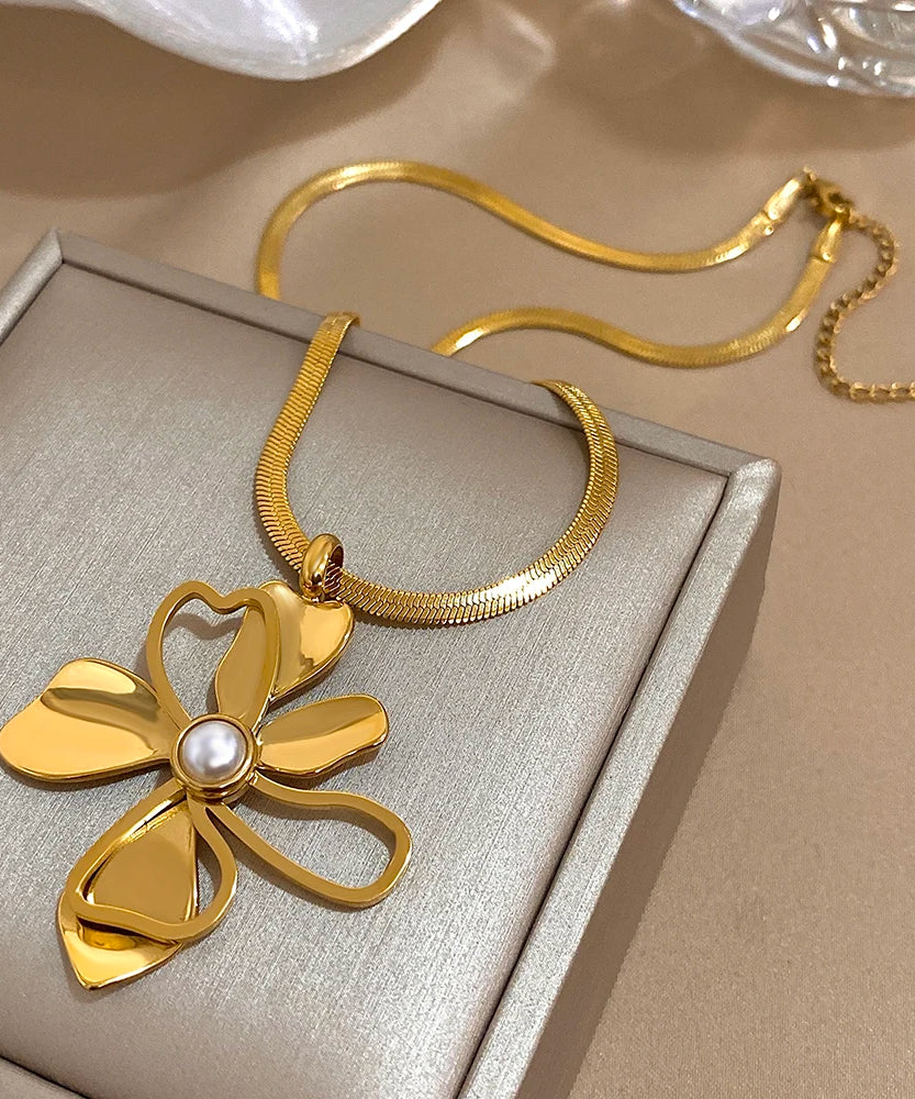 Urban Necklace Trends