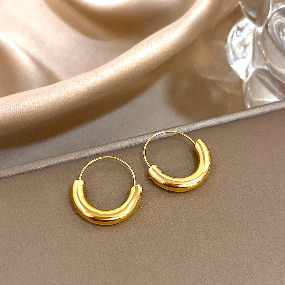 The Earring Nest