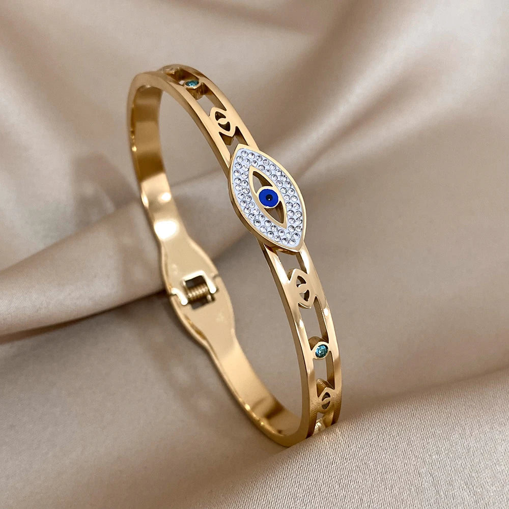 Luxe Bracelet World