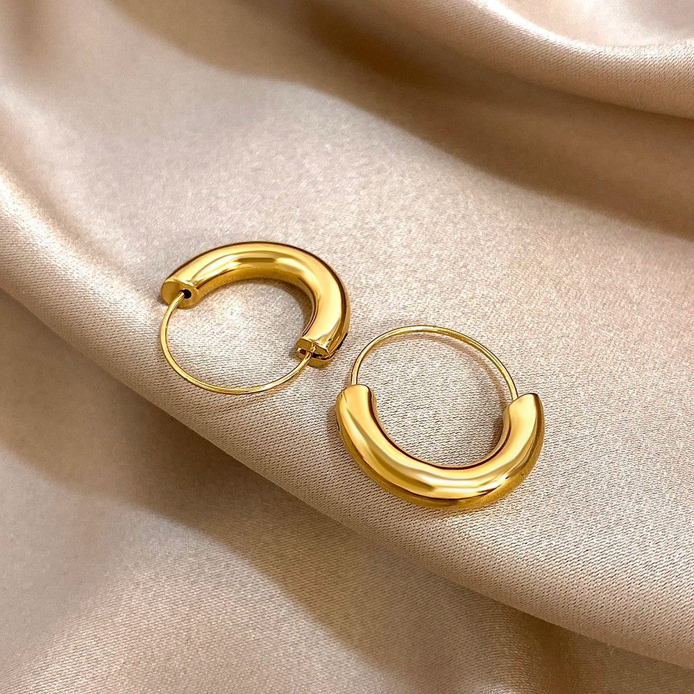 The Earring Nest