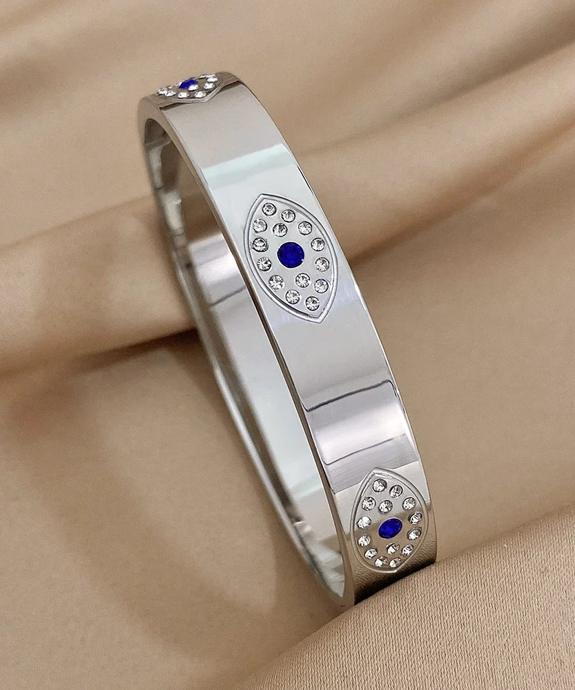 Luxe Bracelet World