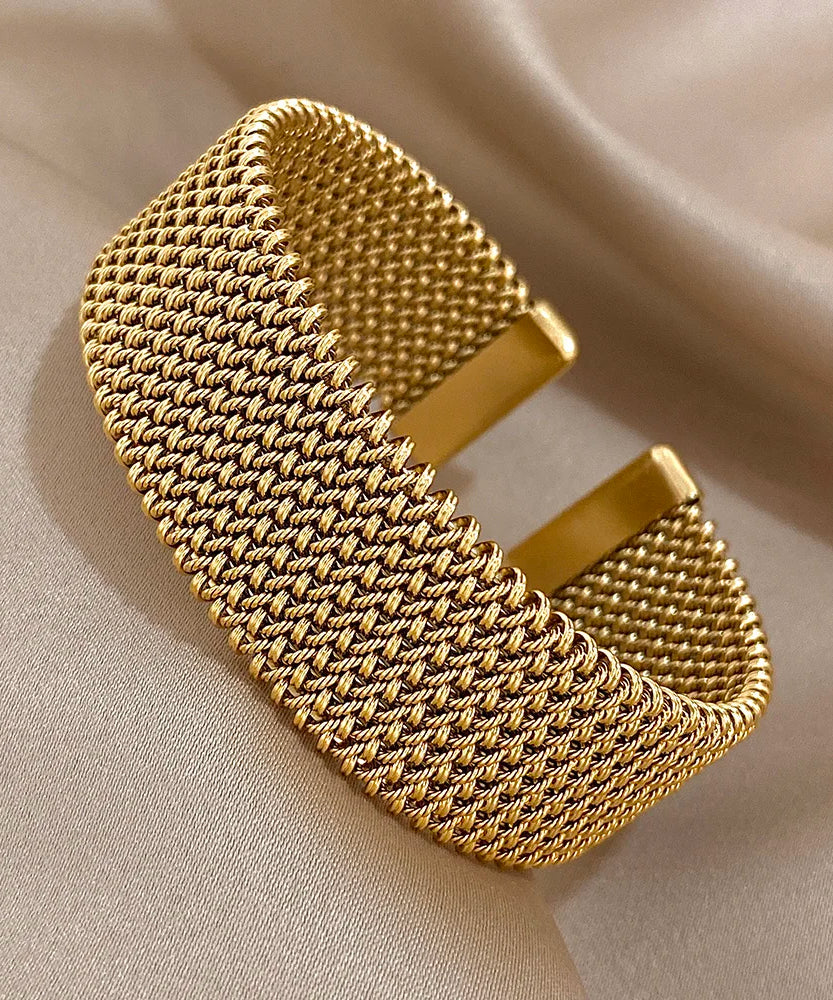 Crystal Wrist Avenue