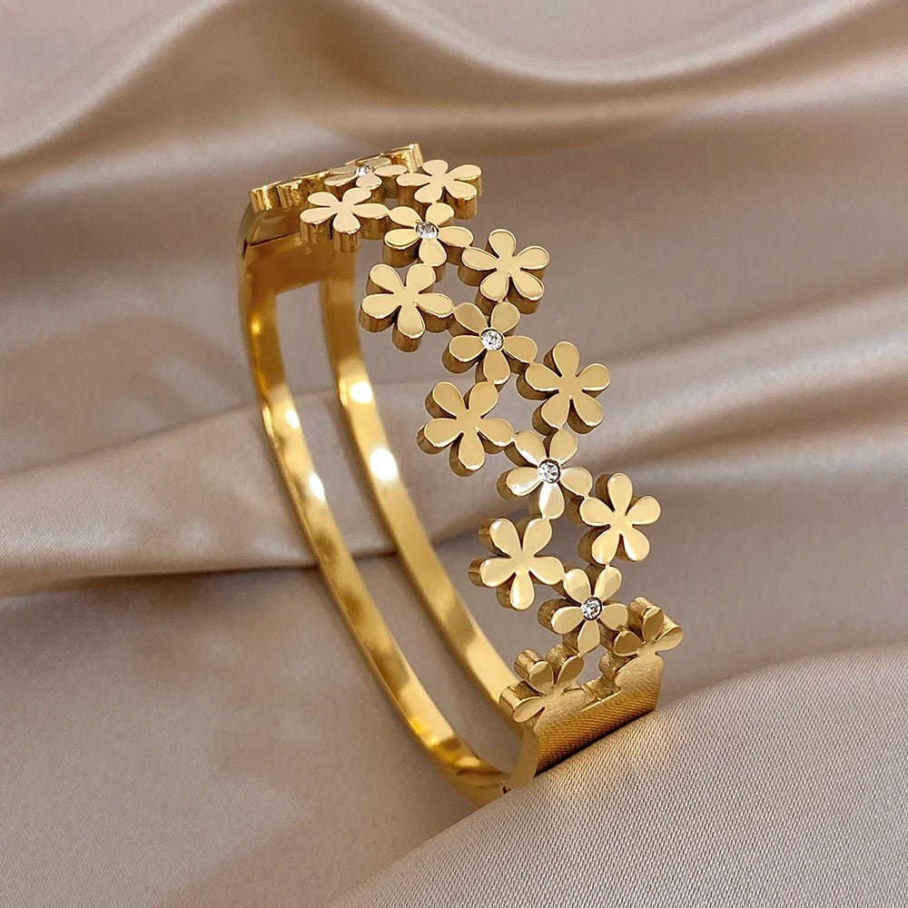 Mystic Bracelet Club