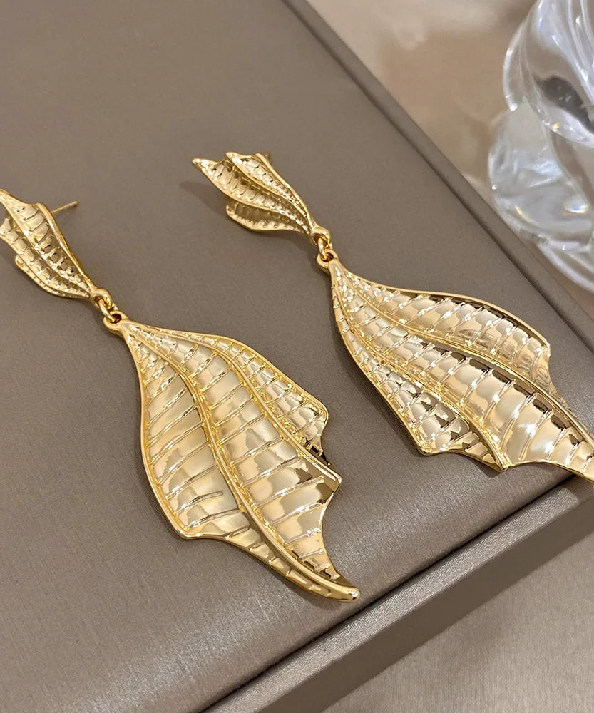 The Earring Lounge