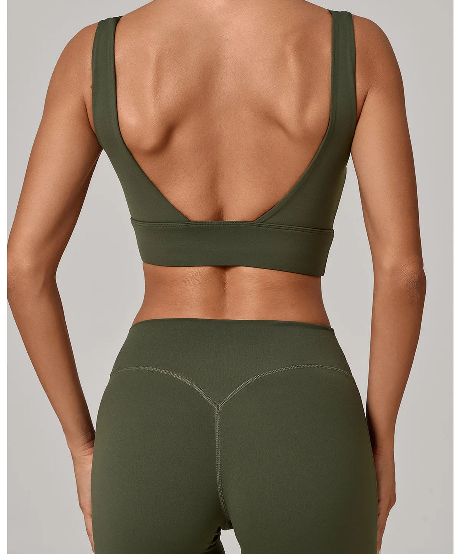 Peak Wear Set