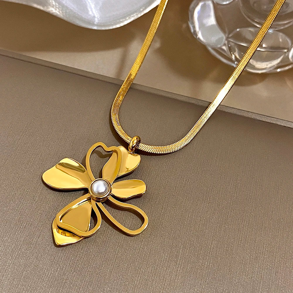 Urban Necklace Trends
