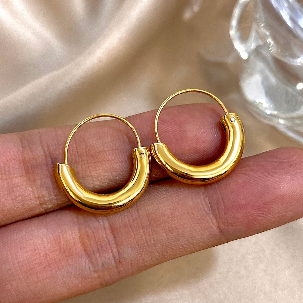 The Earring Nest