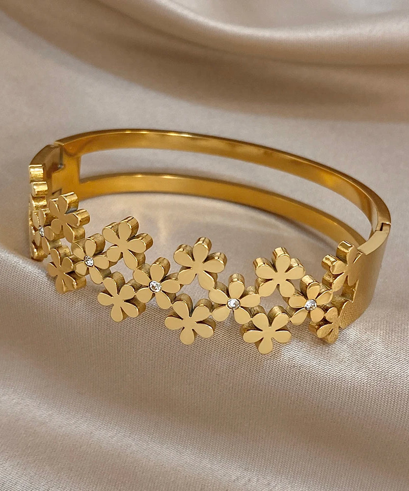 Mystic Bracelet Club