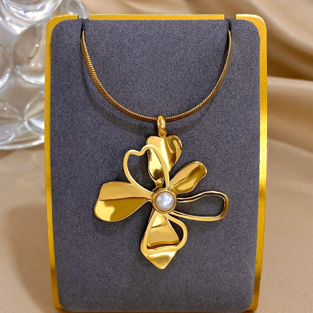 Urban Necklace Trends