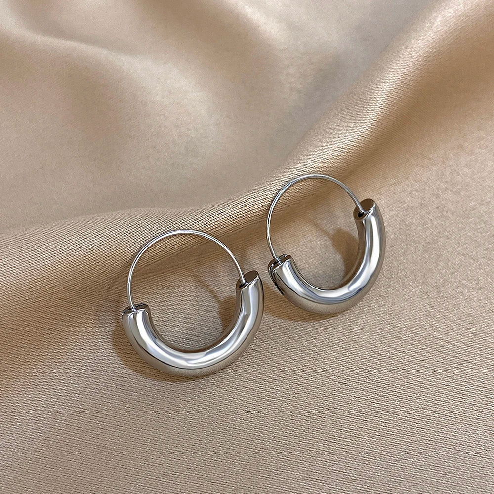 The Earring Nest