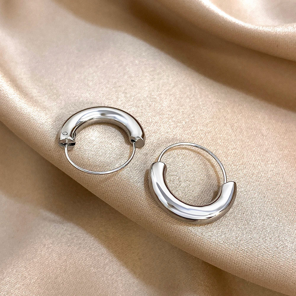 The Earring Nest