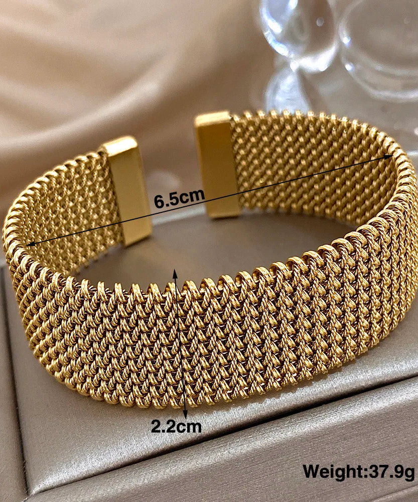 Crystal Wrist Avenue