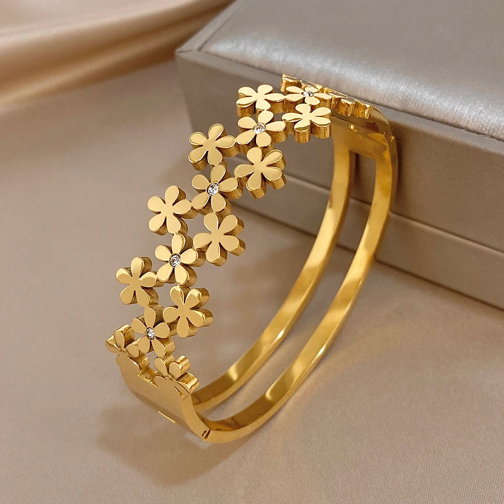 Mystic Bracelet Club