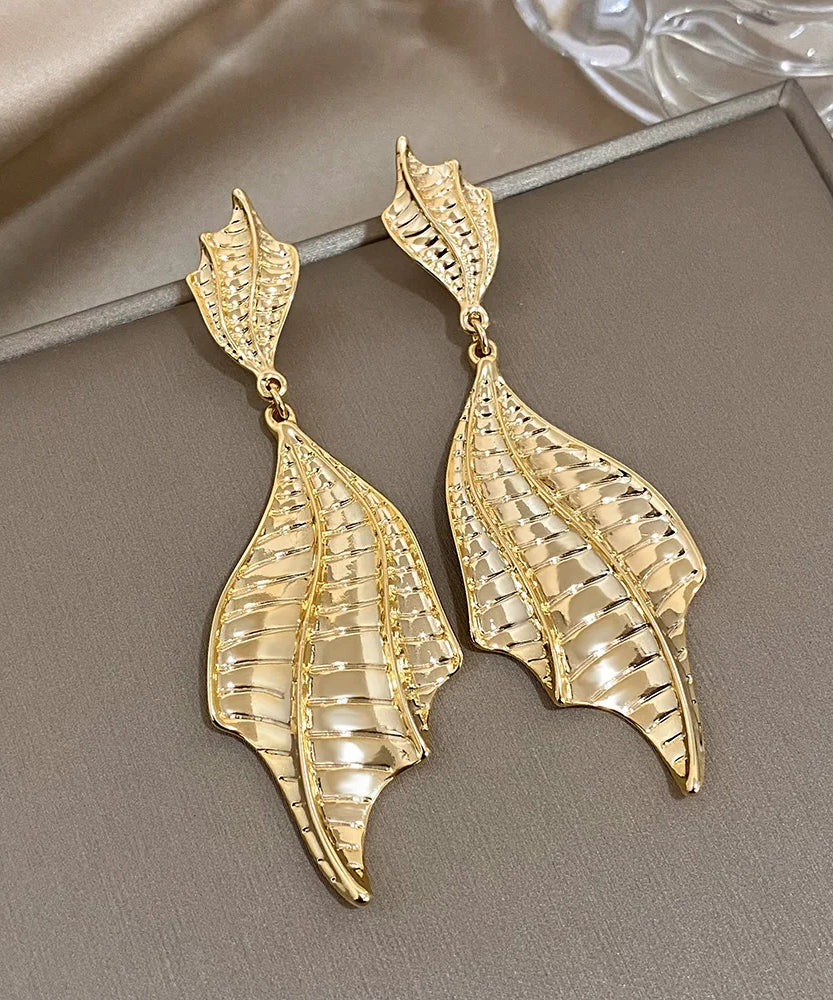 The Earring Lounge