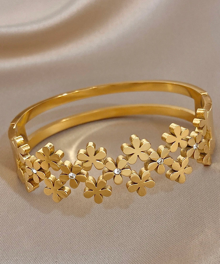 Mystic Bracelet Club