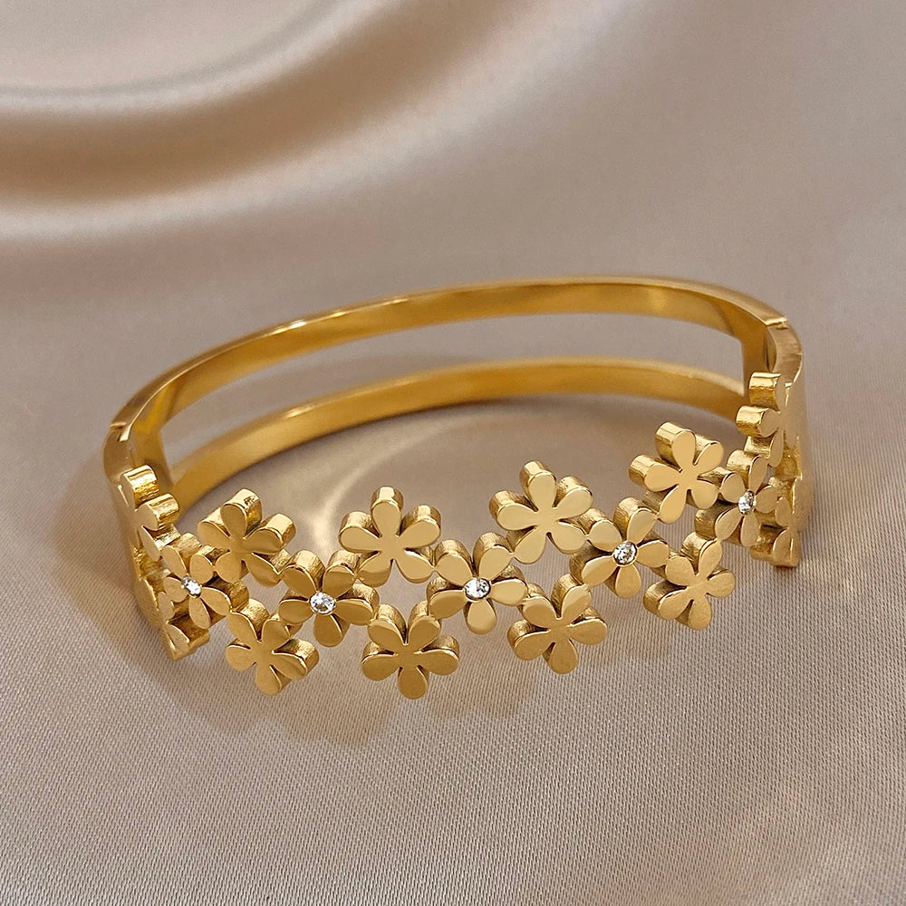 Mystic Bracelet Club