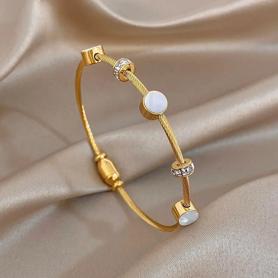 Aura Knot Jewelry