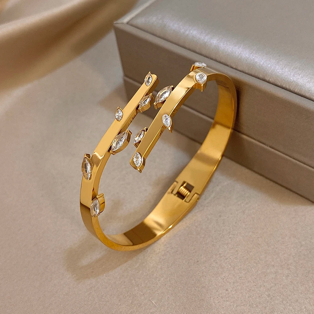 Pure Wrist Fashion