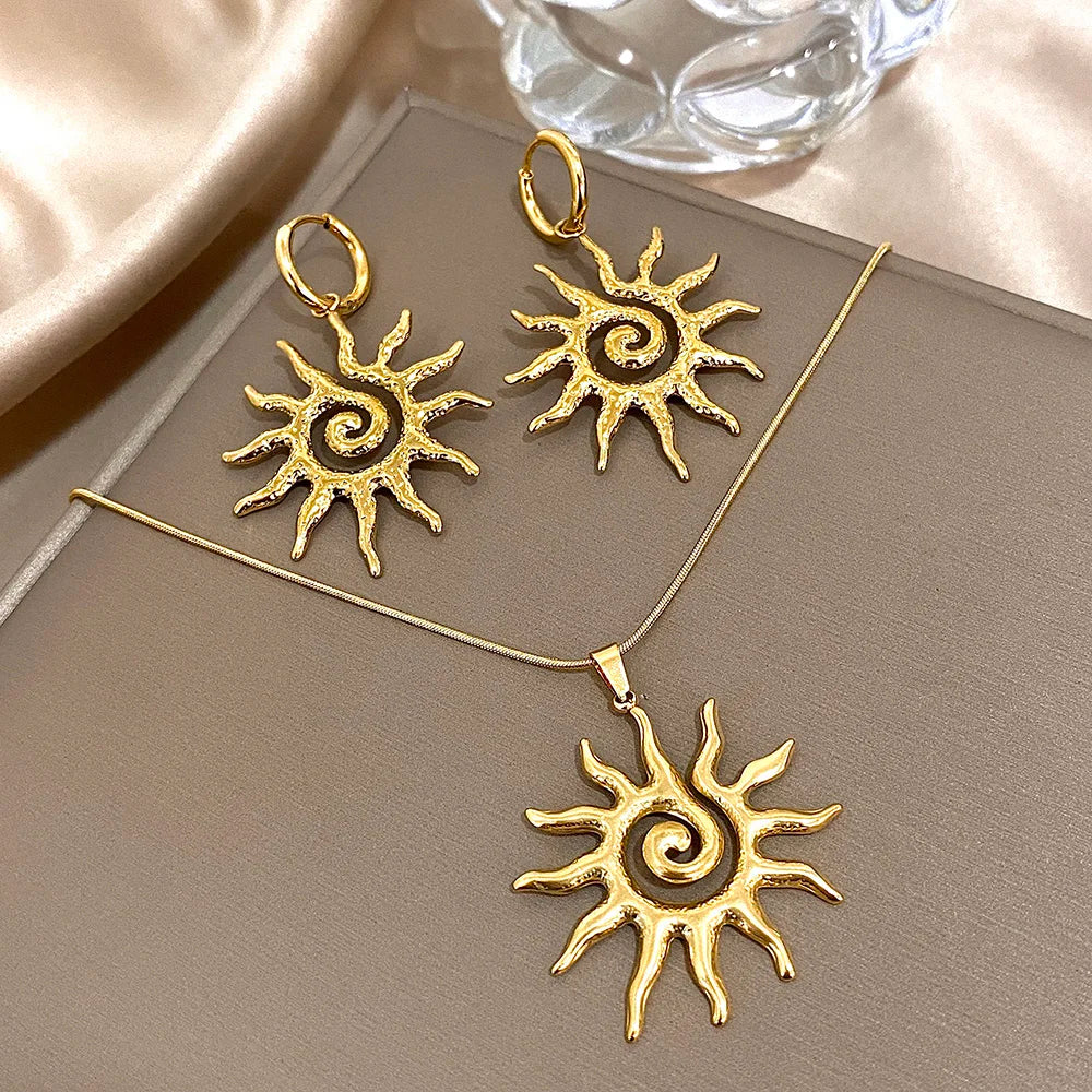Elite Necklace Hub