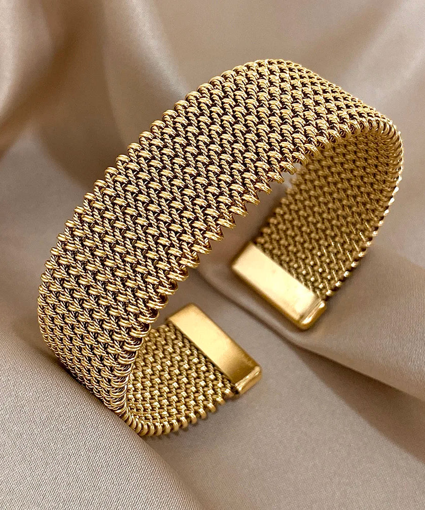 Crystal Wrist Avenue