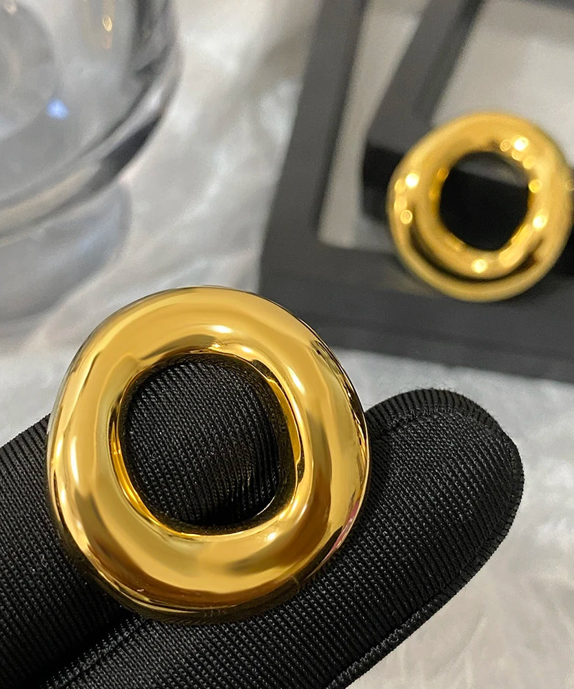 Elegant Hoop Haven