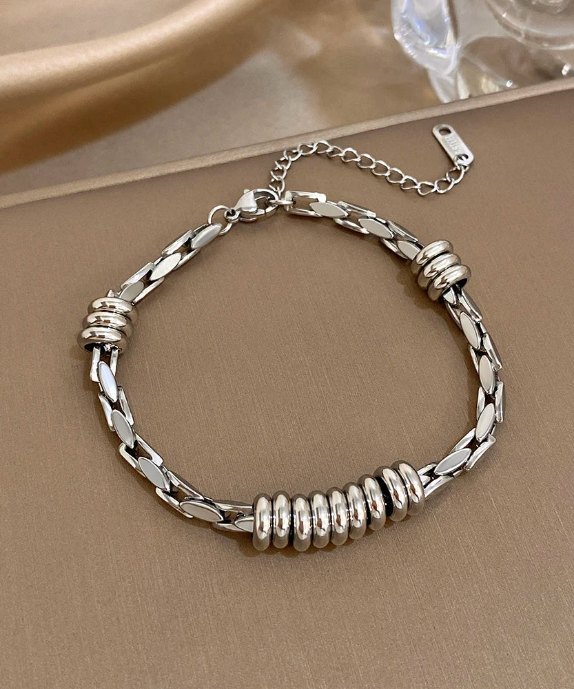 The Bracelet Bar