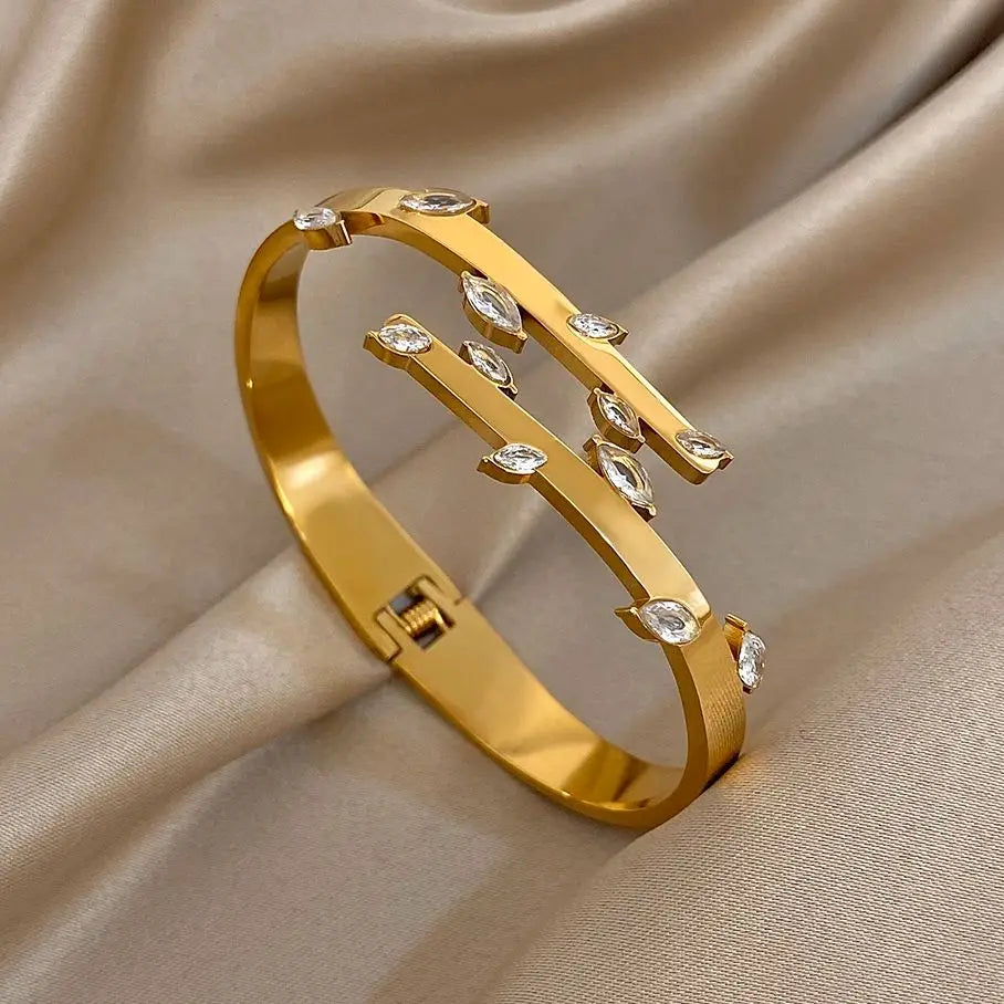 Pure Wrist Fashion