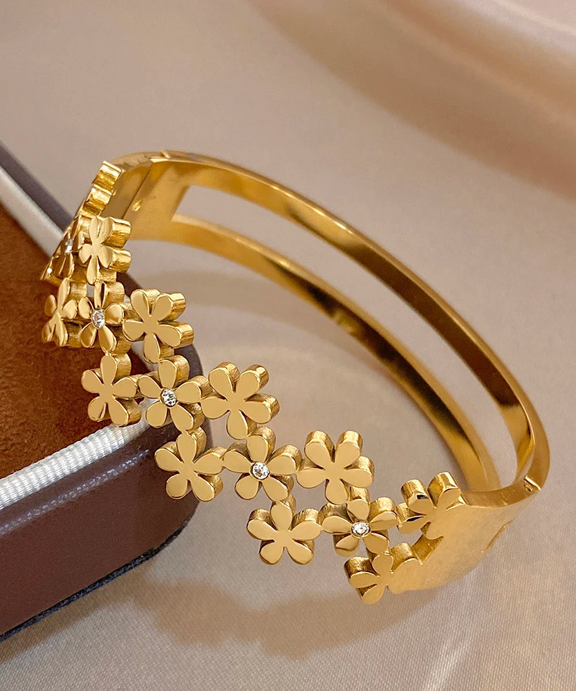 Mystic Bracelet Club