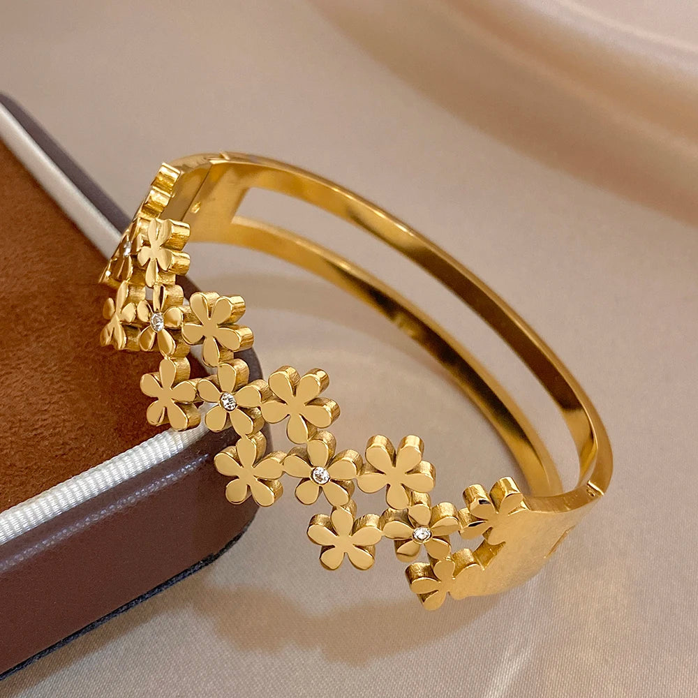 Mystic Bracelet Club